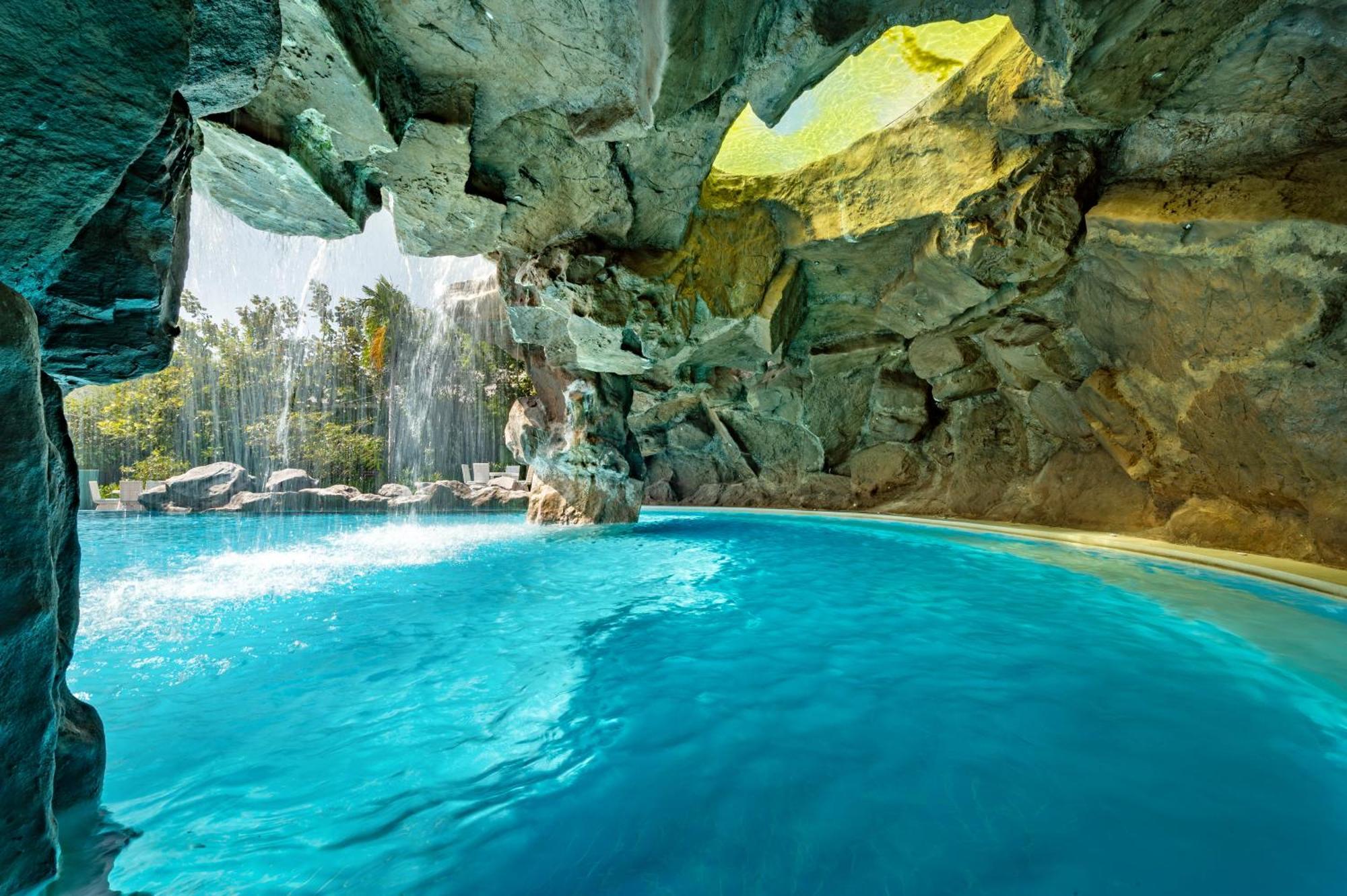 Phukalini Luxury Pool Villa & Onsen HHQ Exterior foto