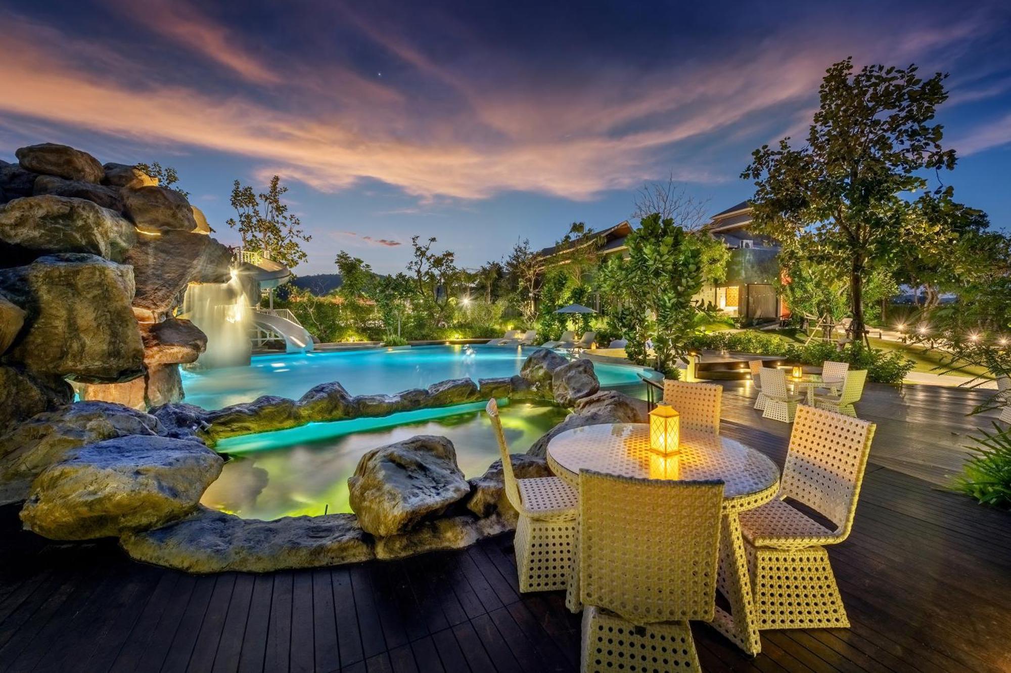 Phukalini Luxury Pool Villa & Onsen HHQ Exterior foto